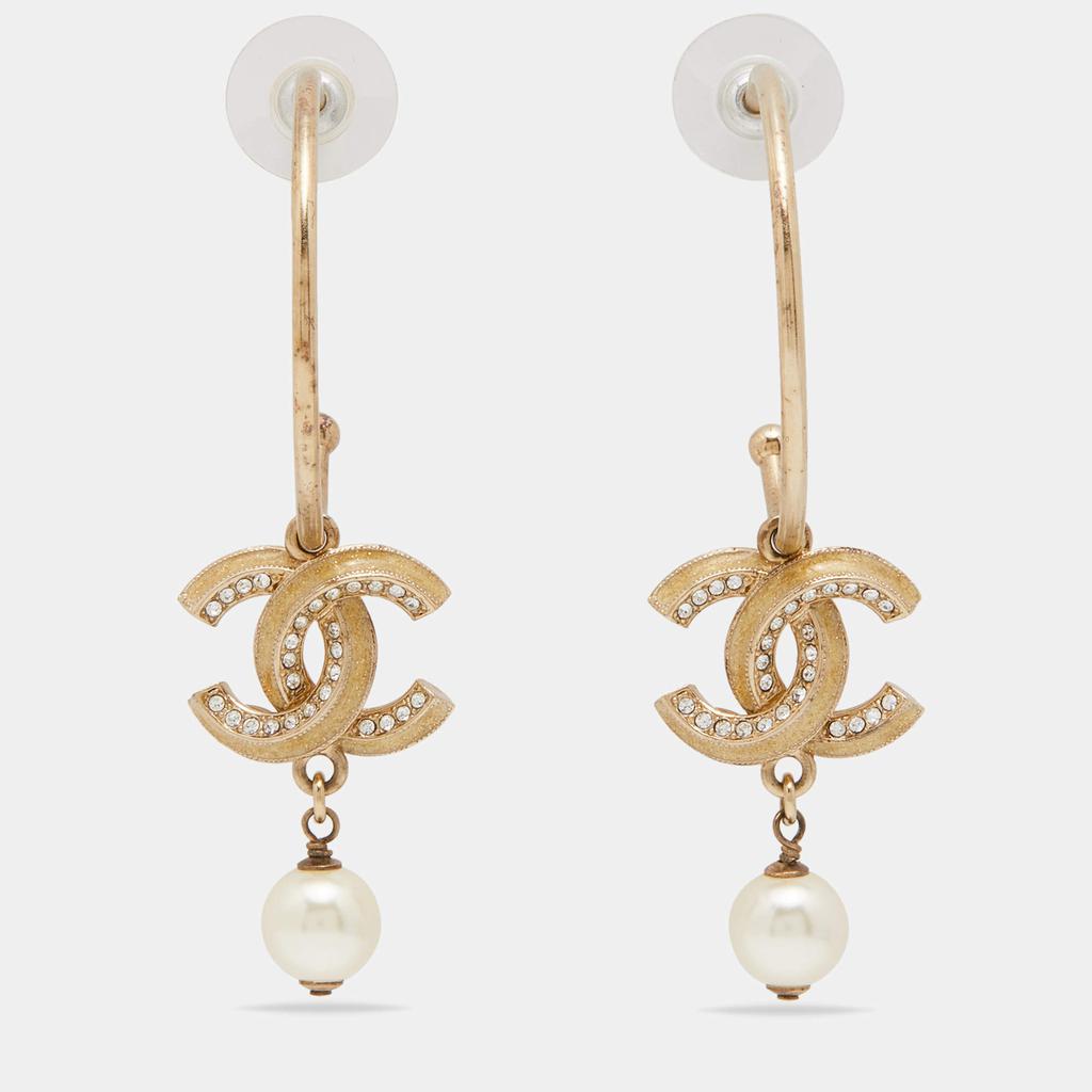 Chanel Gold Tone Crystal & Enamel CC Faux Pearl Drop Hoop Earrings商品第1张图片规格展示