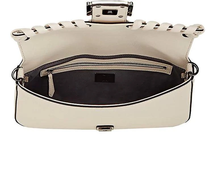 商品Fendi|Leather Baguette,价格¥8918,第5张图片详细描述