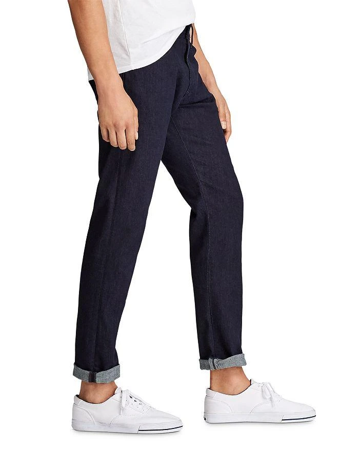 Hampton Relaxed Straight Fit Jeans in Dark Miller 商�品