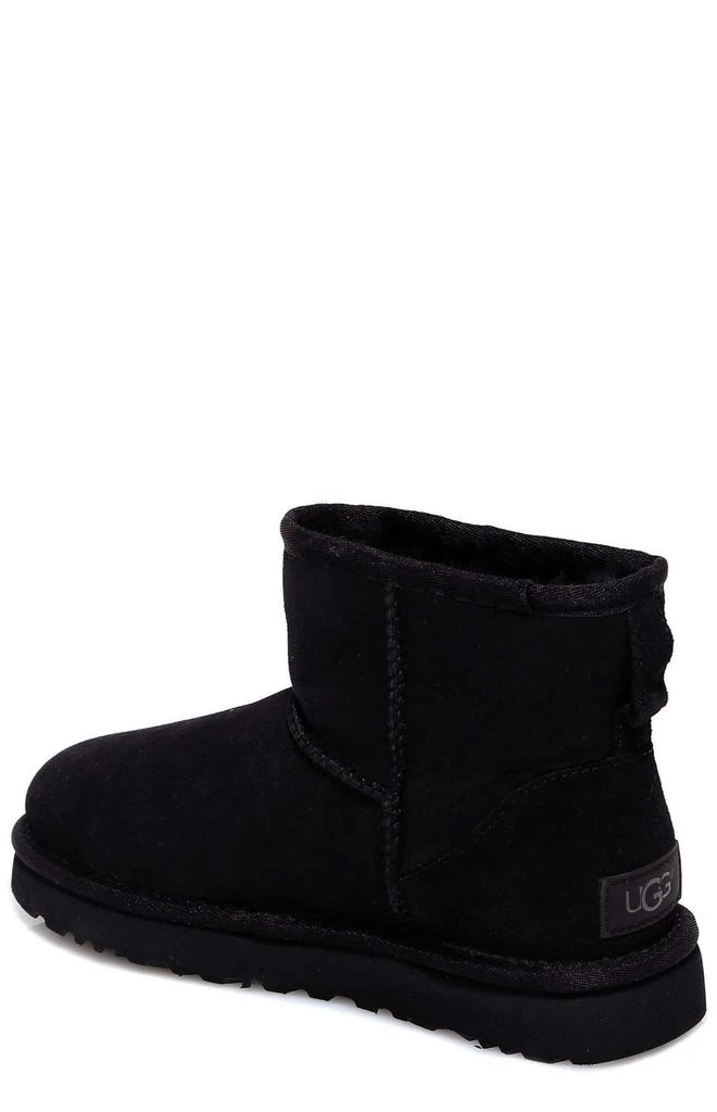 商品UGG|UGG Classic Mini II Ankle Boots,价格¥892,第3张图片详细描述