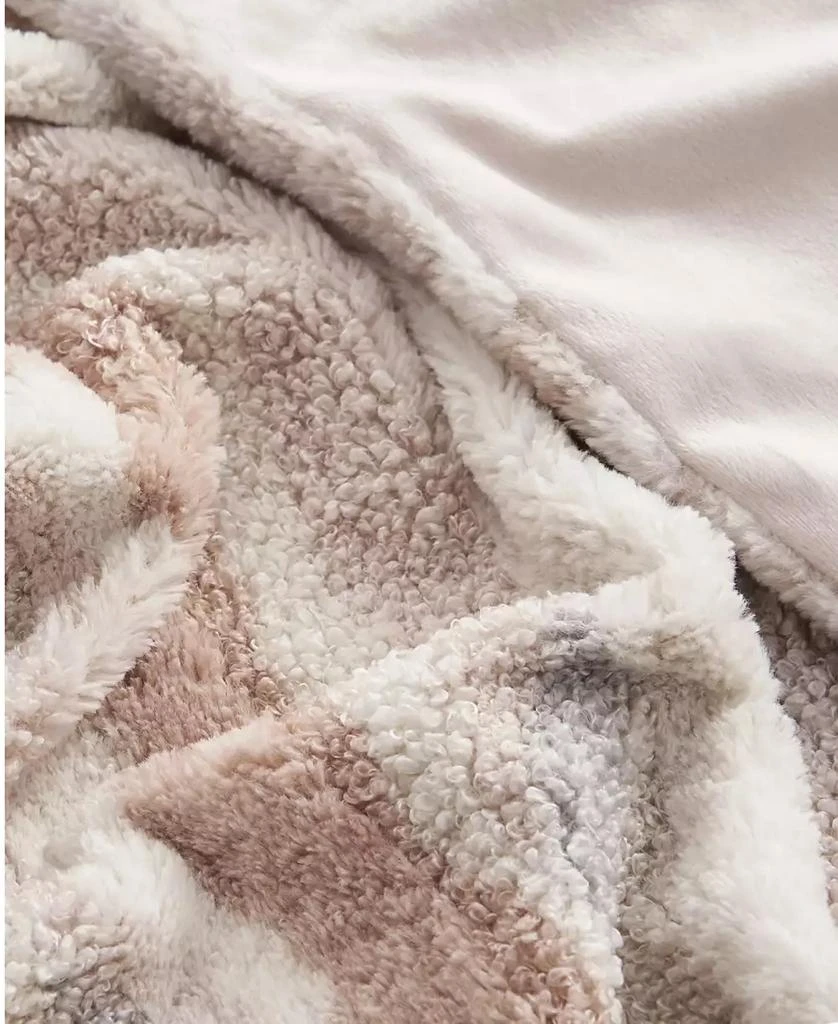 商品Lucky Brand|CLOSEOUT! Teddy Stripe Faux Fur Throw, 50" x 70",价格¥309,第2张图片详细描述
