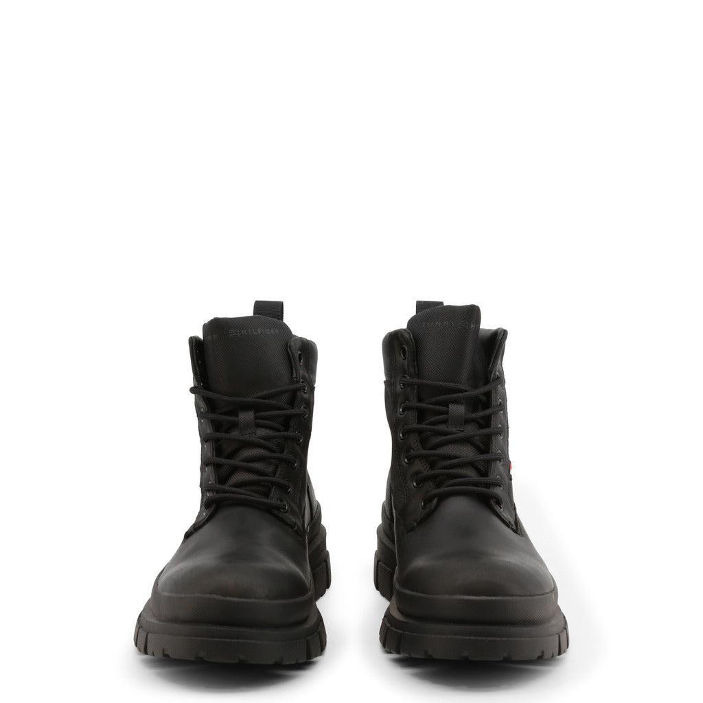 商品Tommy Hilfiger|Tommy Hilfiger round toe metal eyelet  ankle boots,价格¥1253,第5张图片详细描述