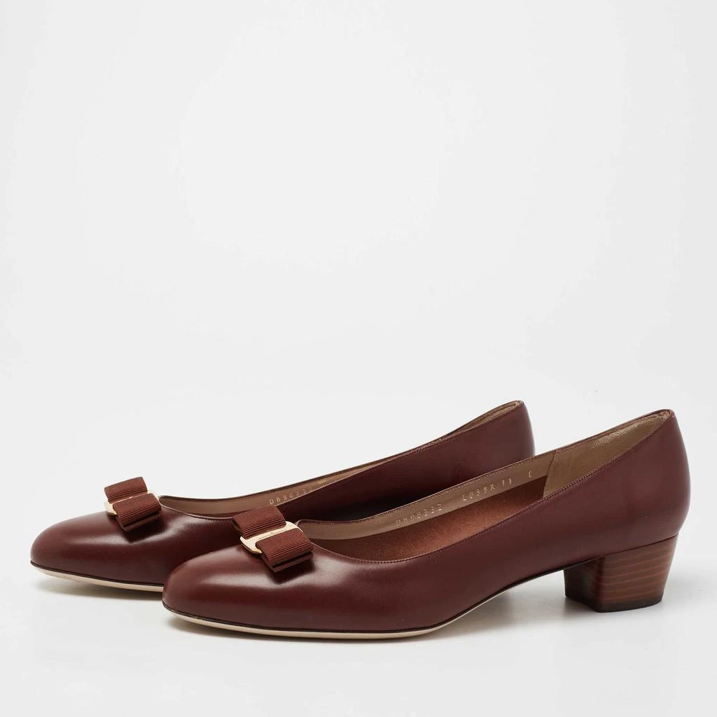 商品[二手商品] Salvatore Ferragamo|Salvatore Ferragamo Brown Leather Vara Bow Pumps  Size 41.5 ,价格¥3627,第2张图片详细描述