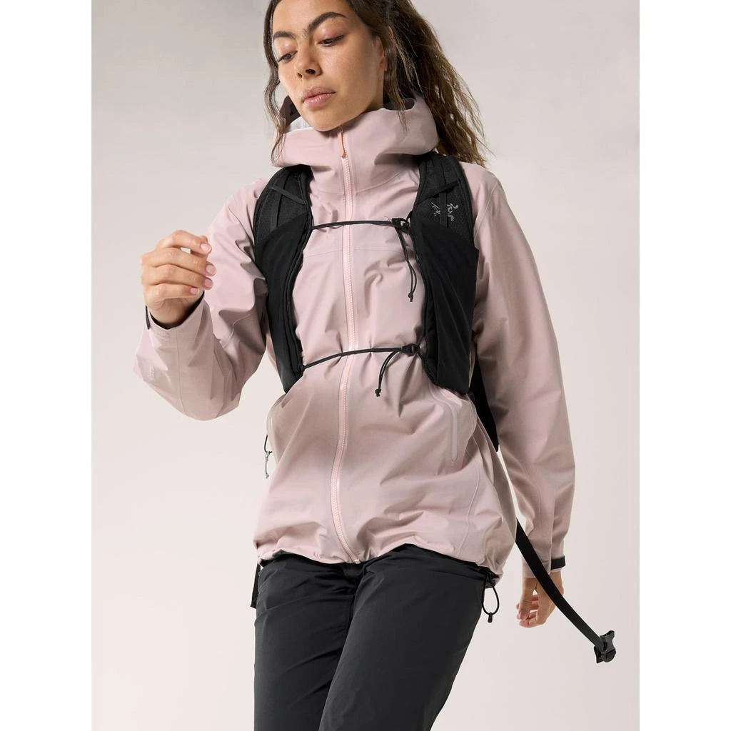 商品Arc'teryx|Arc'teryx Beta Jacket Women's | Redesign | Gore-Tex ePE Shell, Maximum Versatility - Waterproof Womens Hiking, Rain Jacket,价格¥2375,第3张图片详细描述