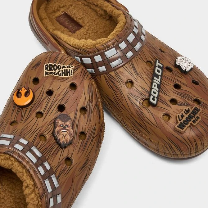 商品Crocs|Crocs x Star Wars Chewbacca Classic Clog Shoes,价格¥525,第3张图片详细描述