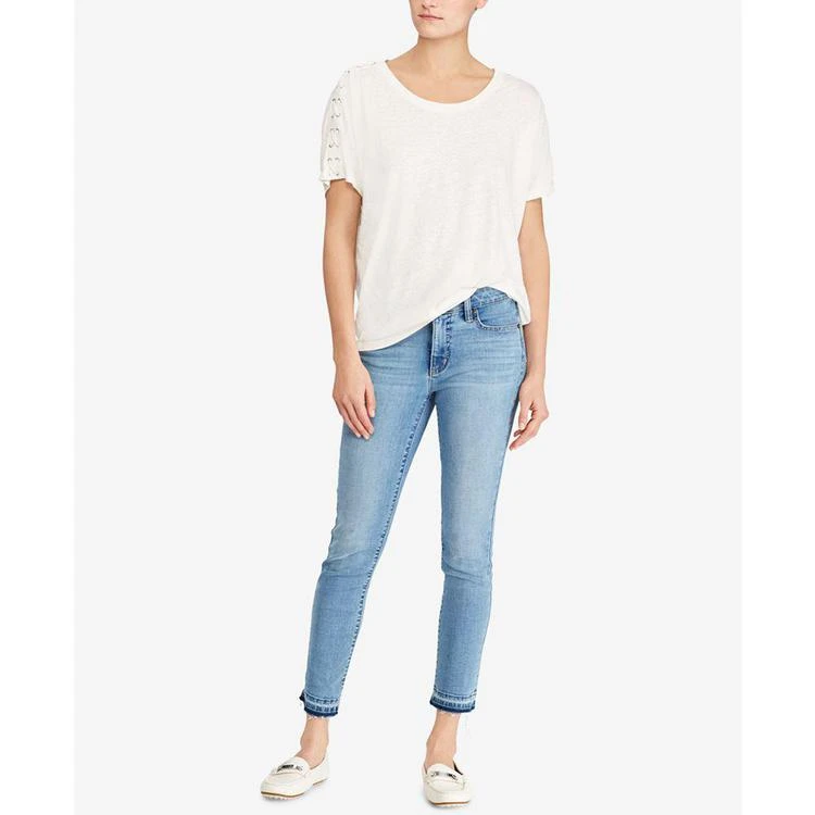 Petite Lace-Shoulder T-Shirt 商品