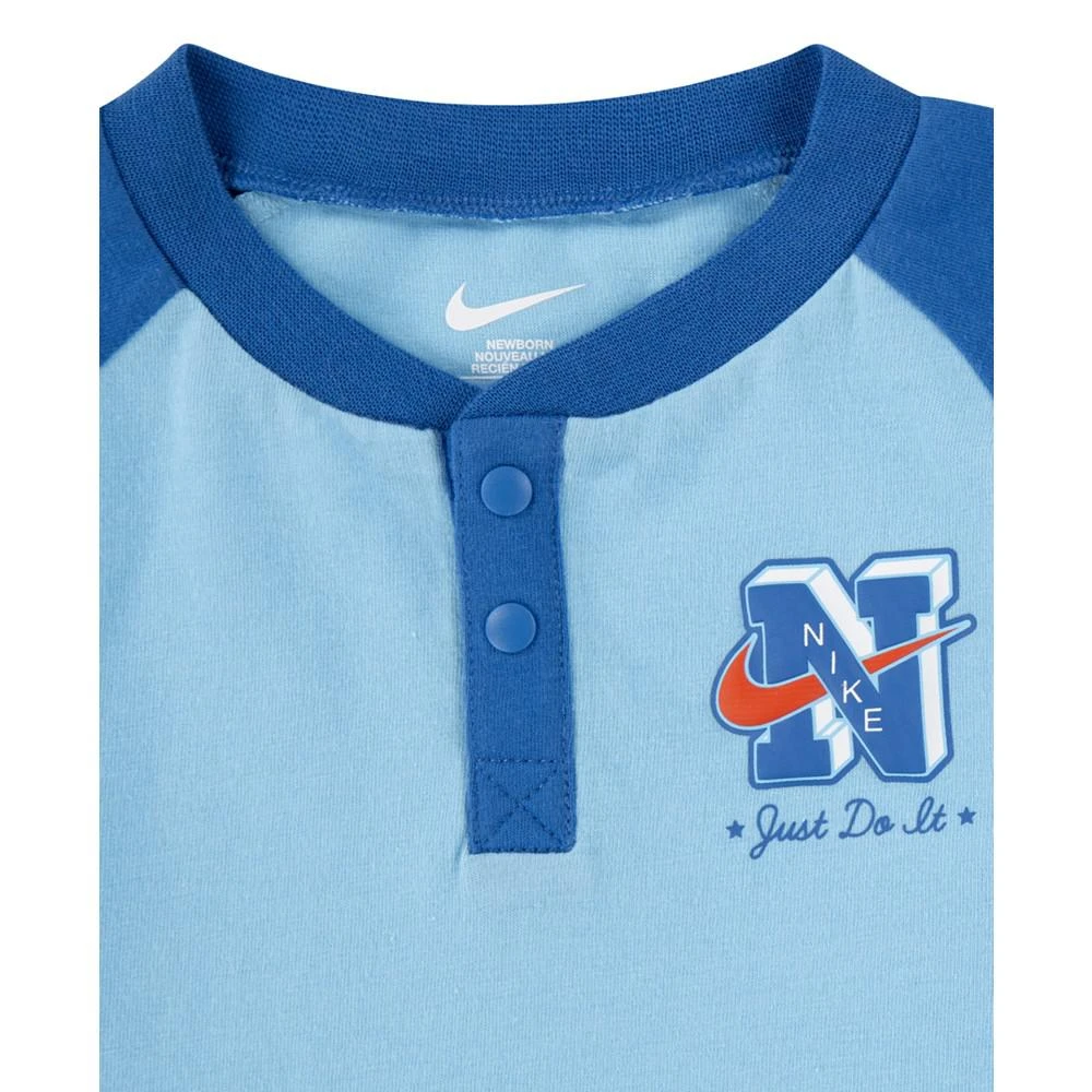 商品NIKE|Baby Boys Next Gen Henley Shorts and T-shirt, 2 Piece Set,价格¥295,第3�张图片详细描述