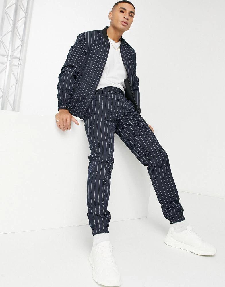 商品ASOS|ASOS DESIGN smart slim fit joggers co-ord in navy pinstripe,价格¥215,第4张图片详细描述