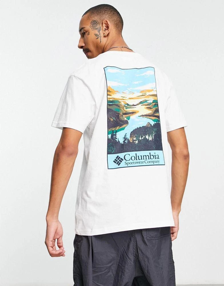 商品Columbia|Columbia Alpine Way back print t-shirt in white Exclusive at ASOS,价格¥239,第1张图片