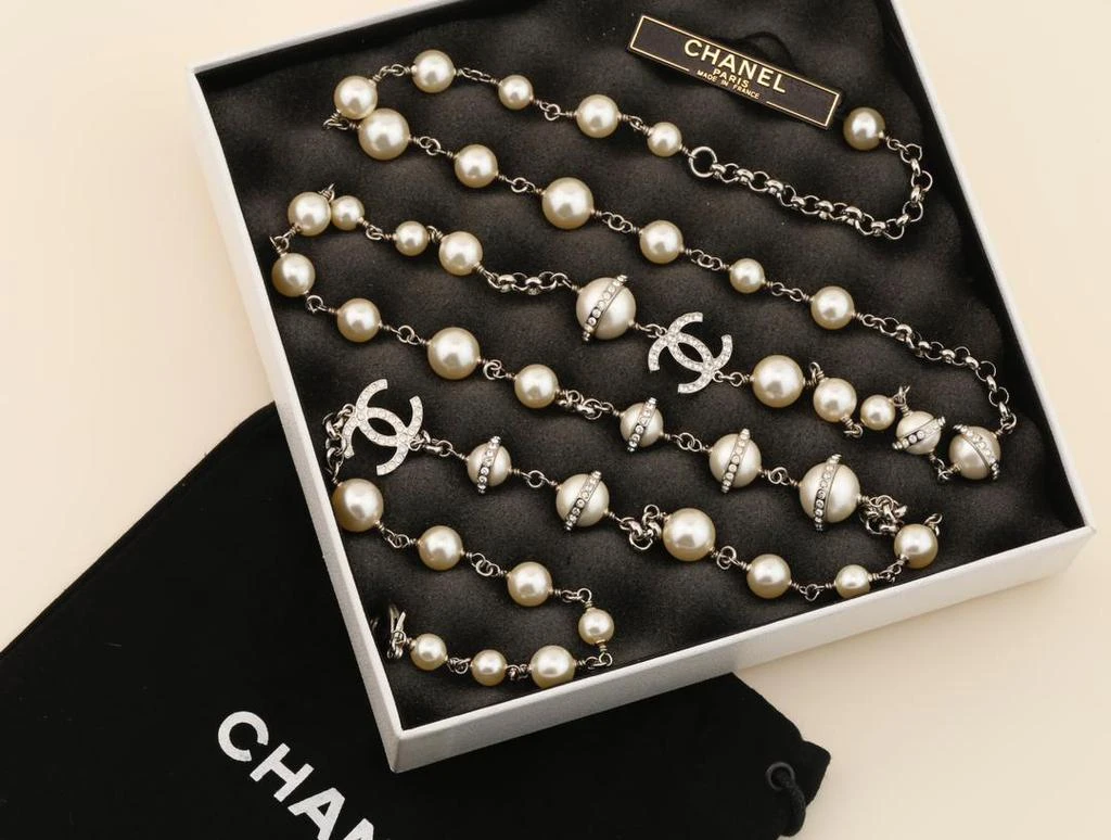 Chanel CC Logo Faux Pearl Long Necklace 商品