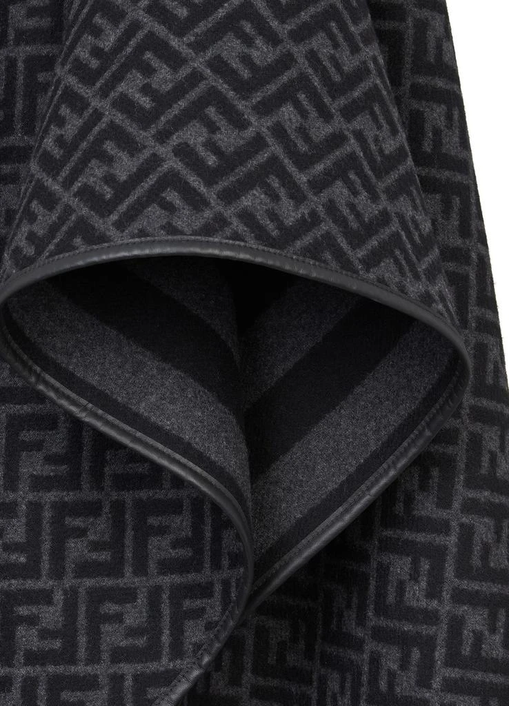 商品Fendi|斗篷,价格¥15444,第2张图片详细描述