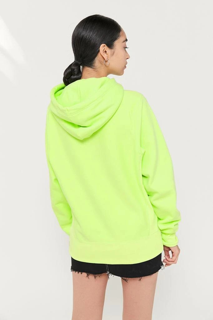 商品CHAMPION|Champion UO Exclusive Script Sleeve Hoodie Sweatshirt,价格¥303,第3张图片详细描述