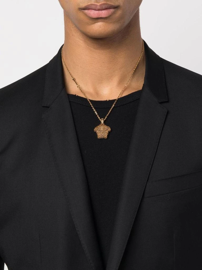 商品Versace|La medusa crystal necklace,价格¥2610,第2张图片详细描述