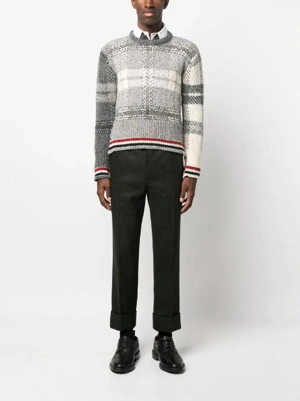 商品Thom Browne|THOM BROWNE MEN TB TARTAN JACQUARD CLASSIC CREW NECK PULLOVER IN DONEGAL W/ RWB STRIPE,价格¥5704,第3张图片详细描述