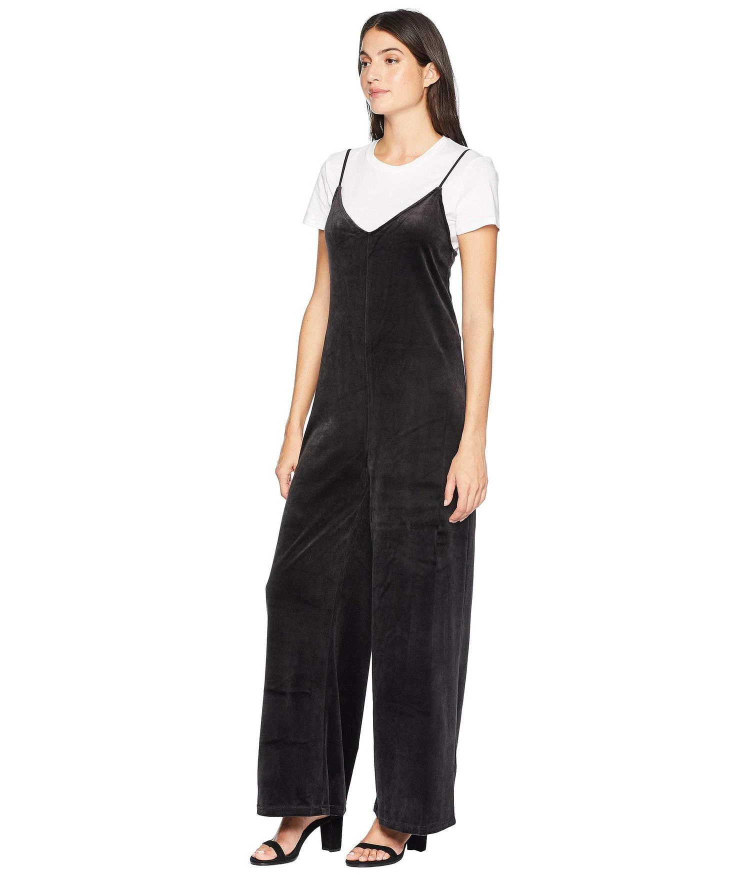 商品Juicy Couture|Track Lightweight Velour Wide Leg Romper with Tee,价格¥179,第2张图片详细描述