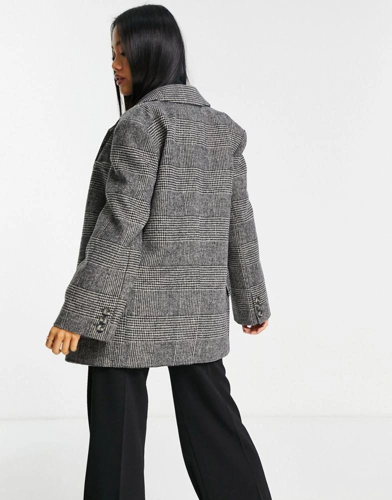 商品Topshop|Topshop Petite check blazer coat in mono,价格¥417,第4张图片详细描述