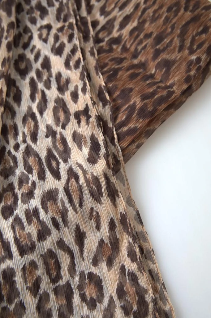 商品Dolce & Gabbana|Dolce & Gabbana Brown Leopard Silk Shawl Wrap Foulard Scarf,价格¥2405,第3张图片详细描述