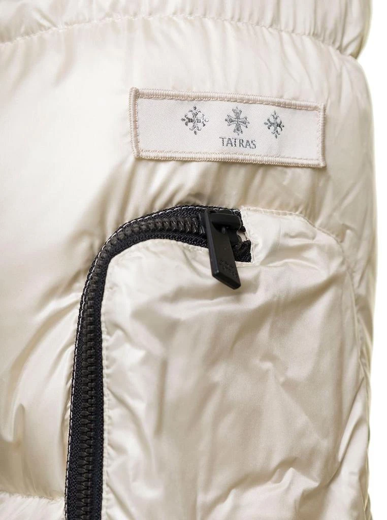 商品TATRAS|'Belbo' White Down Jacket with Logo Patch and Patch Pocket on Sleeve in Shiny Nylon Man,价格¥3259,第3张图片详细描述