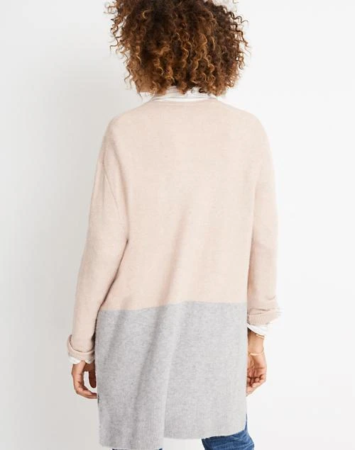 商品Madewell|Kent Colorblock Cardigan Sweater in Coziest Yarn,价格¥476,第3张图片详细描述