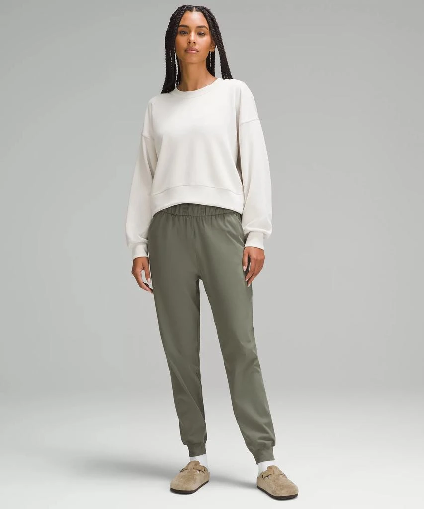 商品Lululemon|Softstreme Perfectly Oversized Cropped Crew,价格¥502,第4张图片详细描述