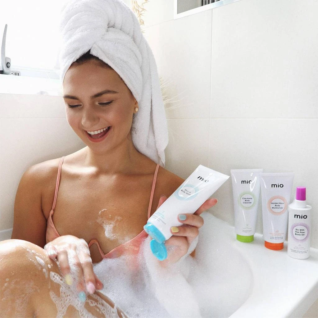 Mio Dive In Refreshing Body Wash with AHAs 200ml 商品