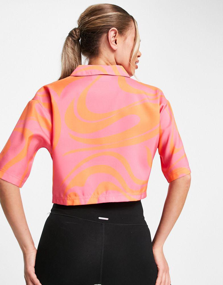 Fila swirl print cropped shirt in pink商品第3张图片规格展示