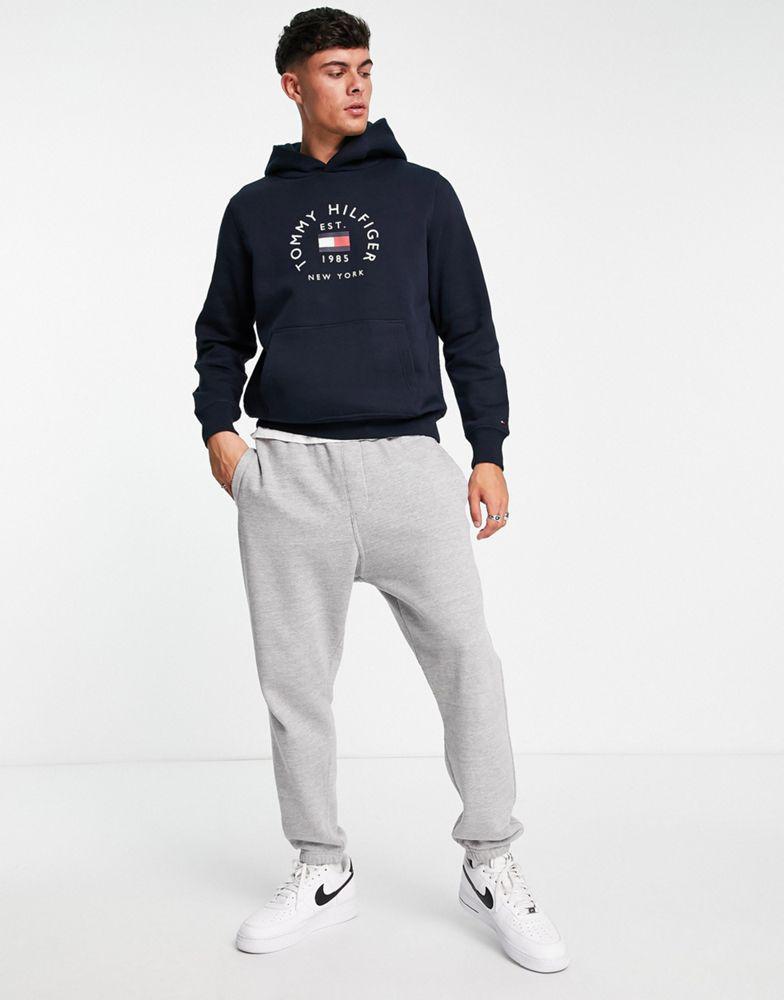 商品Tommy Hilfiger|Tommy Hilfiger flag arch logo cotton blend hoodie in navy,价格¥858,第6张图片详细描述