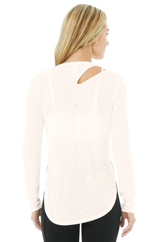 商品Alo|Ribbed Peak Long Sleeve - Ivory,价格¥263,第2张图片详细描述