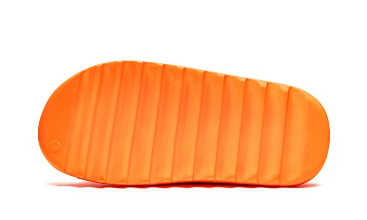 Adidas Yeezy Slides 商品