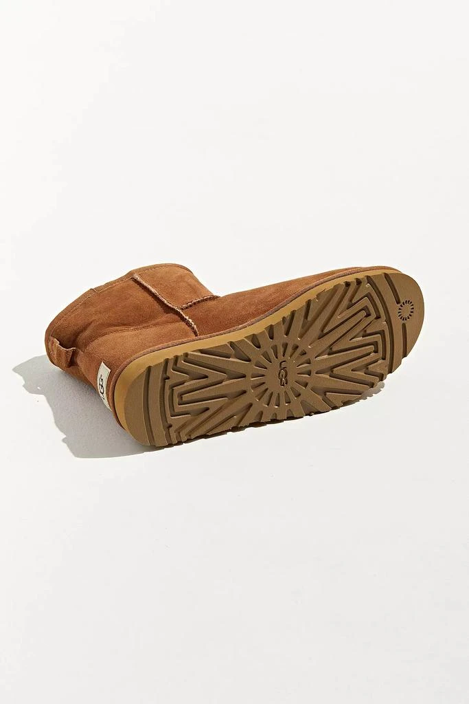 商品UGG|UGG Men's Classic Mini Boot,价格¥1315,第4张图片详细描述