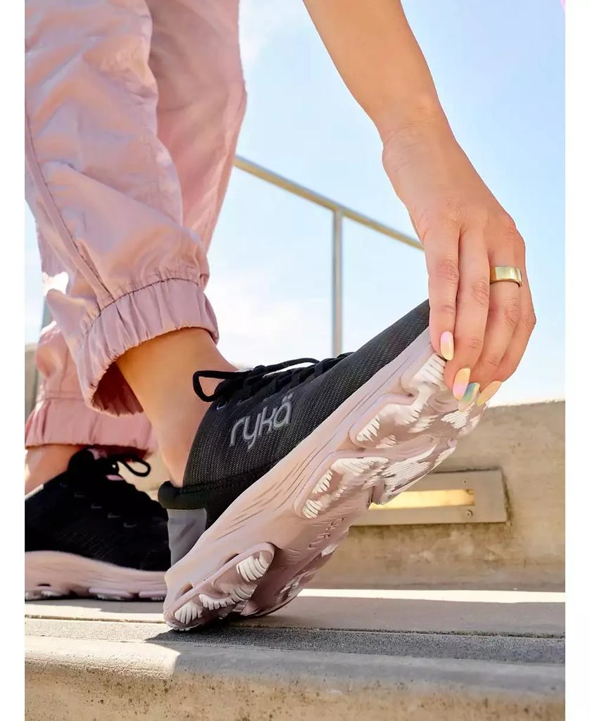 商品Ryka|Women's Devotion X Plus Walking Shoes,价格¥816,第3张图片详细描述