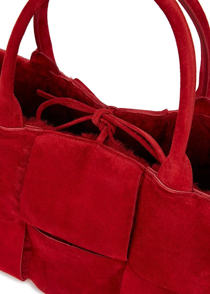 商品Bottega Veneta|Arco Intrecciato dark red suede tote,价格¥15086,第3张图片详细描述