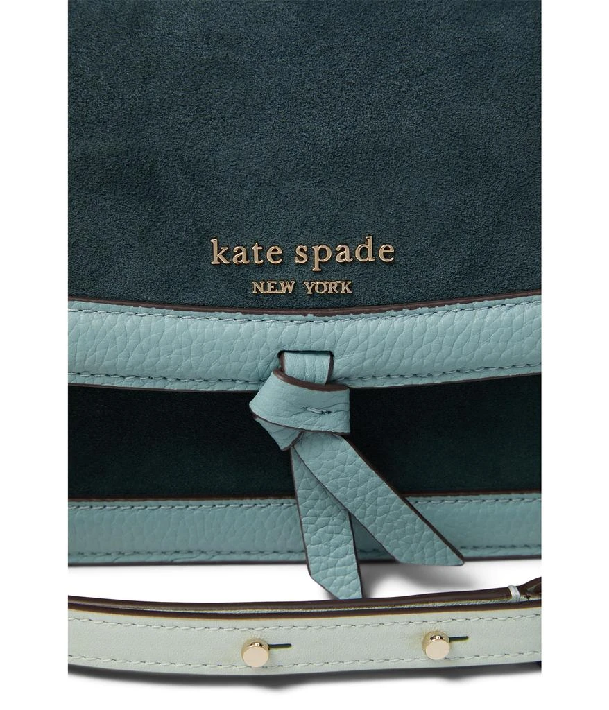 商品Kate Spade|Knott Color-Blocked Pebbled Leather and Suede Leather Flap Crossbody,价格¥1968,第4张图片详细描述