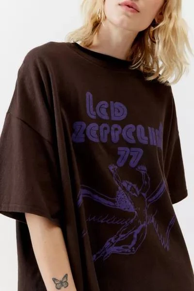 商品Urban Outfitters|Led Zeppelin '77 Tour Oversized Tee,价格¥341,第2张图片详细描述