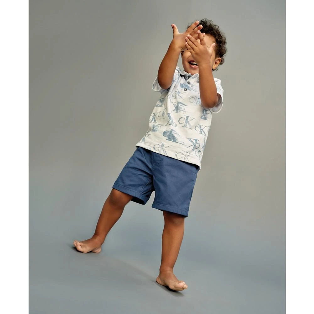 商品Calvin Klein|Toddler Boys Slub Jersey Monogram Print Polo Shirt and Twill Shorts, 2 Piece Set,价格¥270,第4张图片详细描述