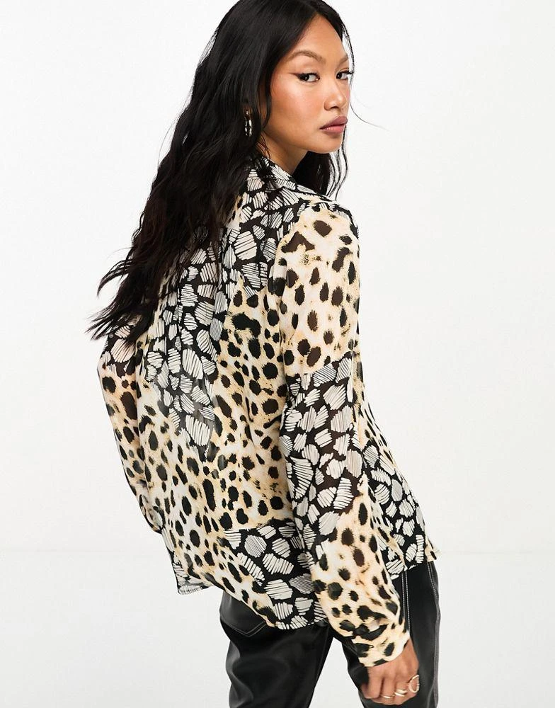 商品ASOS|ASOS DESIGN long sleeve soft shirt in mixed animal scarf print,价格¥138,第2张图片详细描述