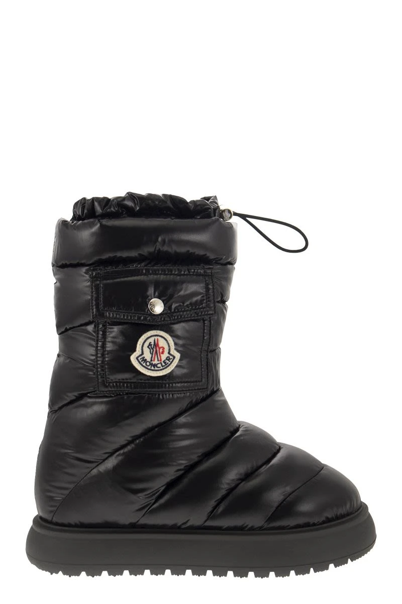 商品Moncler|Gaia Pocket Mid boots CZ002385 999,价格¥5009,第1张图片