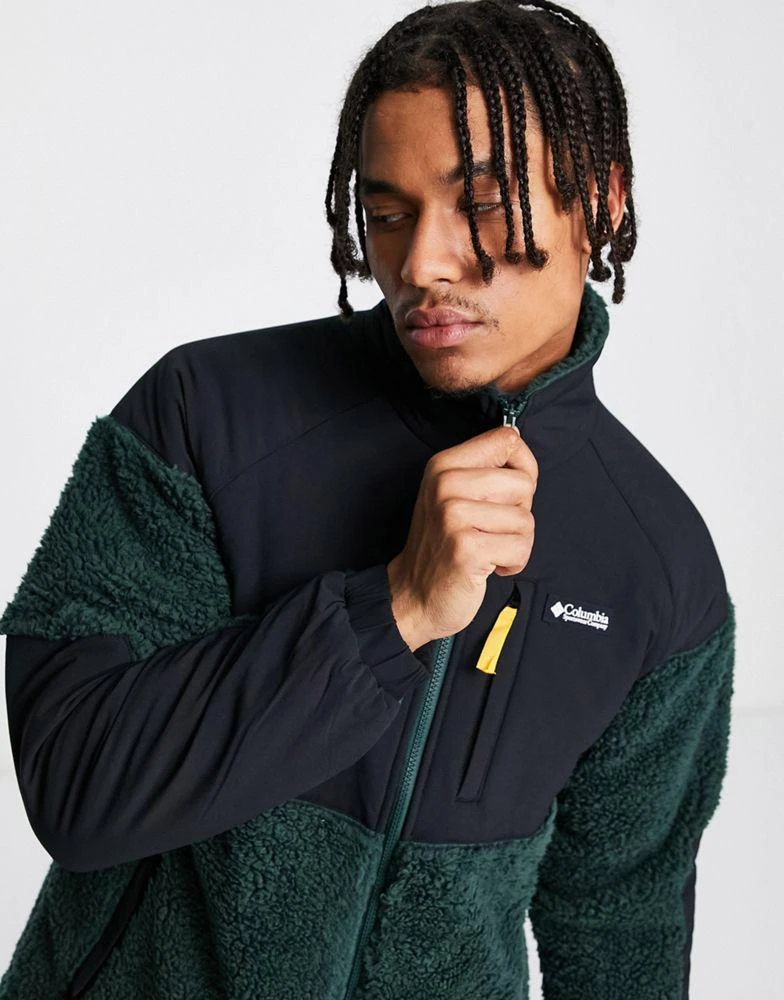 商品Columbia|Columbia Ballistic Ridge full zip fleece jacket in green and black,价格¥1119,第3张图片详细描述