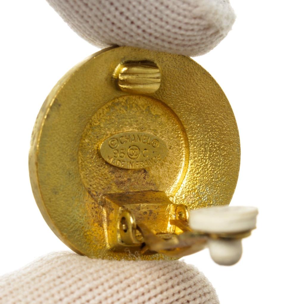 Chanel Yellow Round CC Earring商品第4张图片规格展示