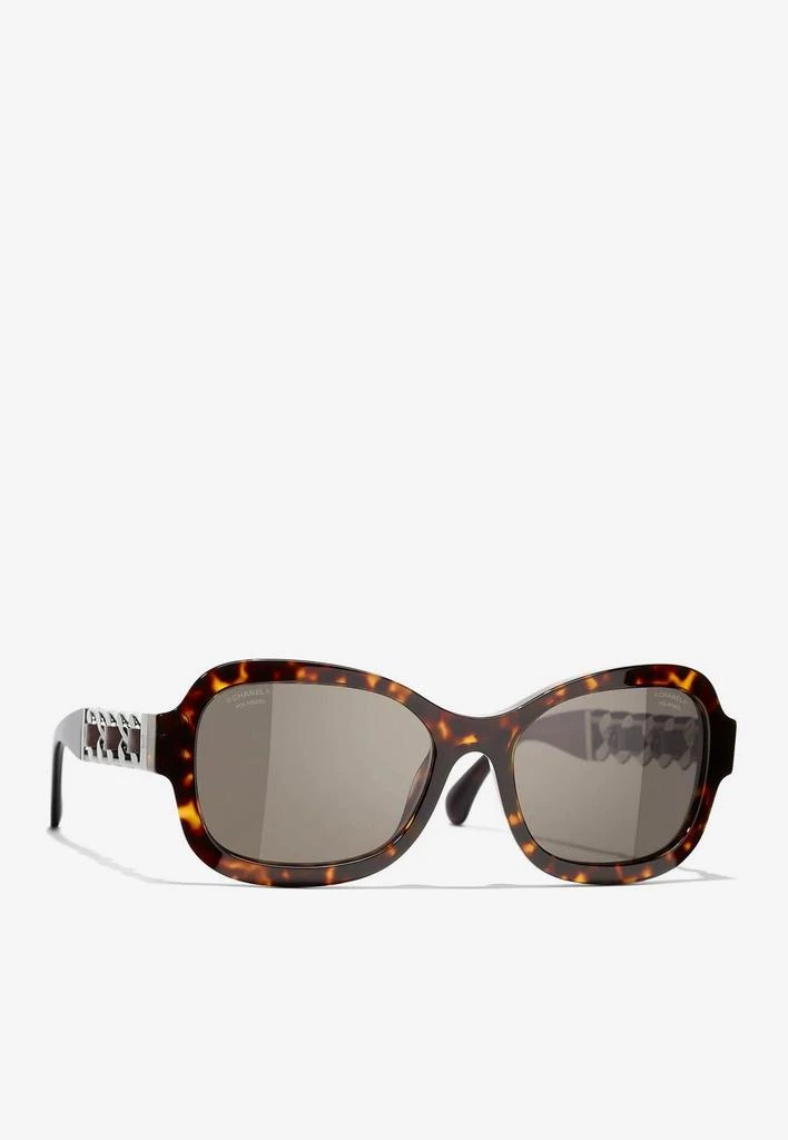 商品Chanel|Rectangular Sunglasses with Chain Detail,价格¥3182,第2张图片详细描述