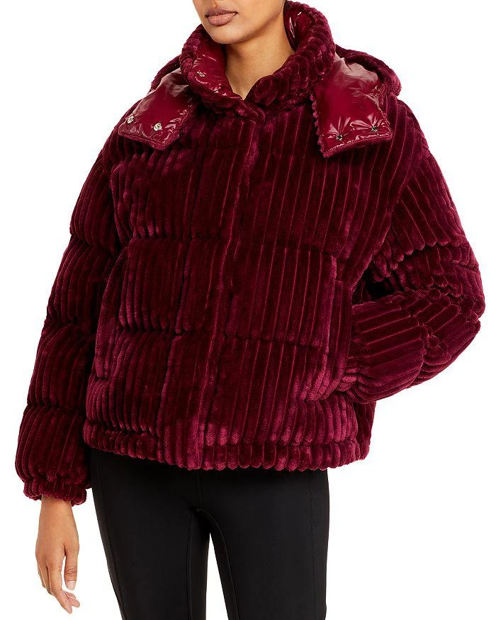 商品Moncler|Daos Short Puffer Jacket,价格¥9788,第4张图片详细描述