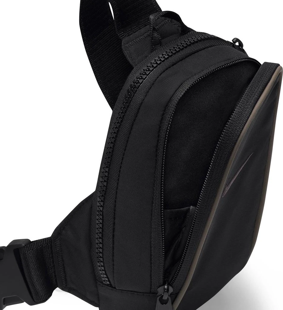 Nike Sportswear Essentials Crossbody Bag 商品