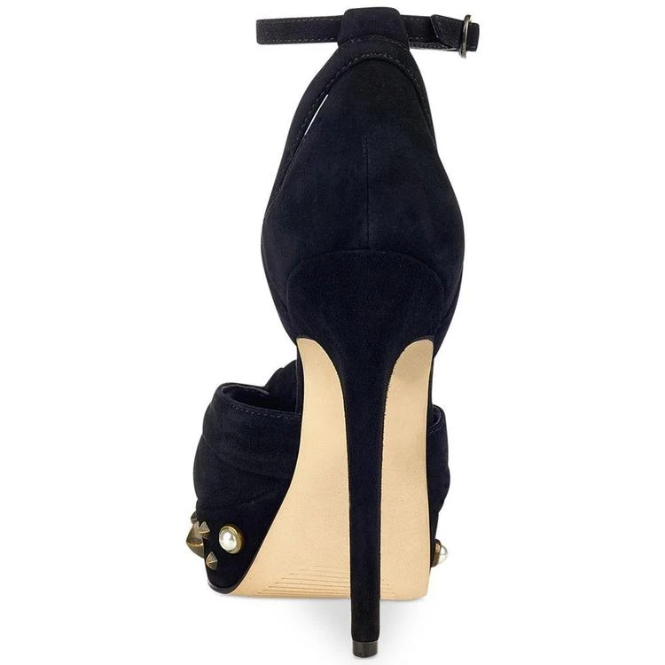 商品GUESS|Women's Kenzie Studded Platform Sandals,价格¥286,第3张图片详细描述