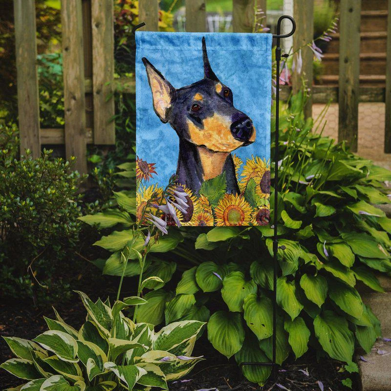 商品Caroline's Treasures|Doberman In Summer Flowers Garden Flag 2-Sided 2-Ply,价格¥137,第2张图片详细描述