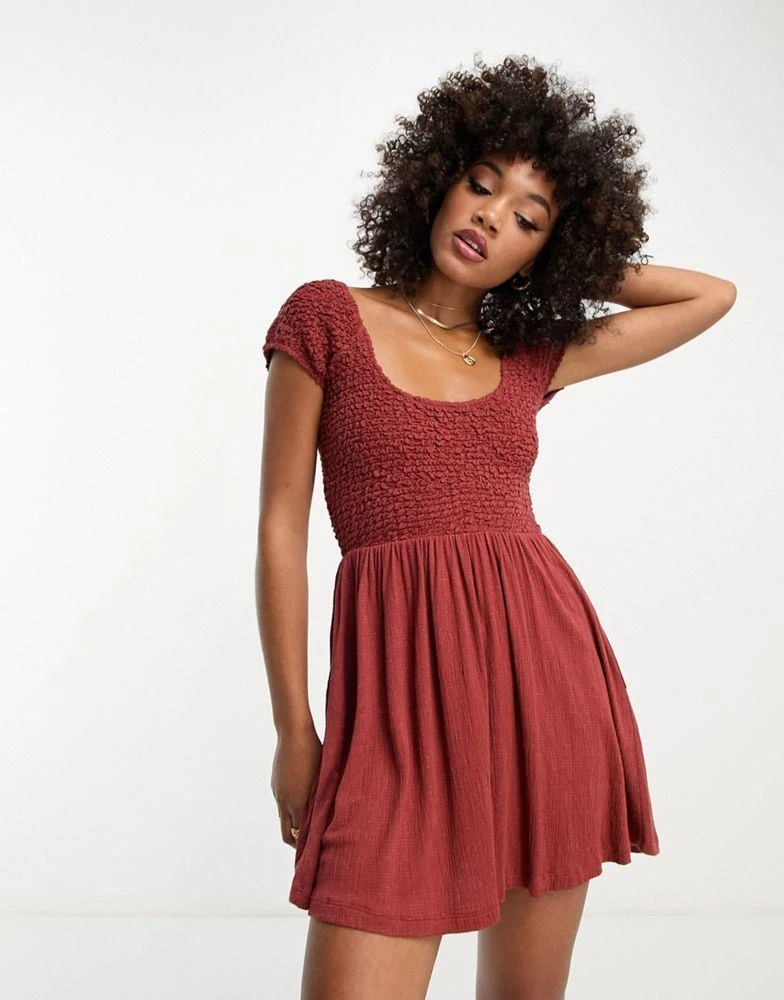 商品ASOS|ASOS DESIGN scoop neck cap sleeve crinkle shirred mini dress in brown,价格¥79,第1张图片