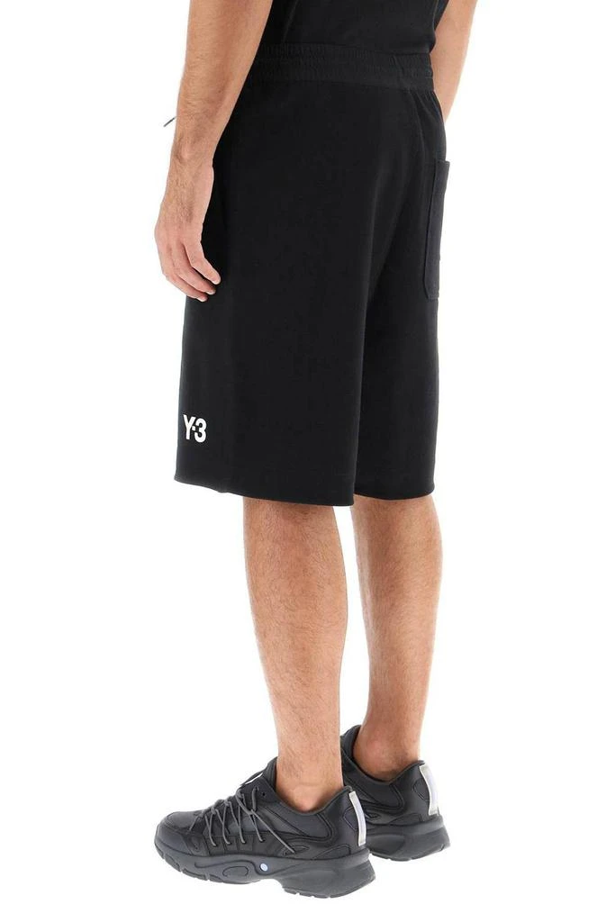 商品Y-3|GFX OVERSIZED SWEATSHORTS,价格¥528,第4张图片详细描述