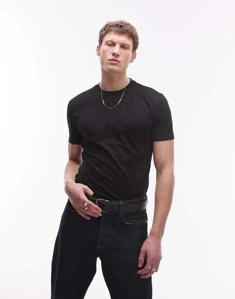 商品Mango|Mango muscle fit t-shirt in black,价格¥144,第1张图片
