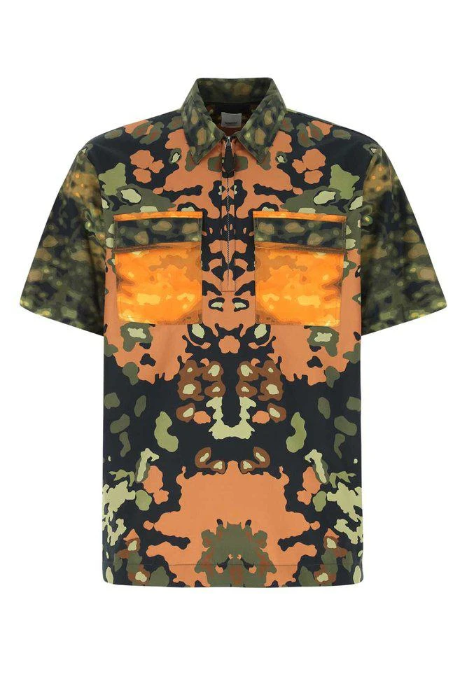 商品Burberry|Burberry Camouflage Printed Short-Sleeve Shirt,价格¥2308,第1张图片