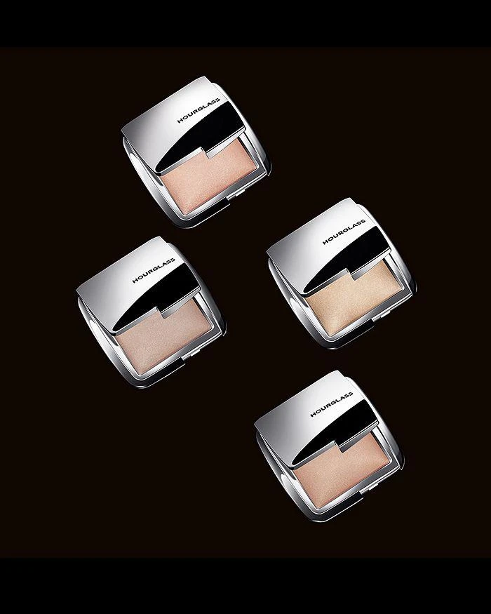 商品HOURGLASS|Ambient™ Strobe Lighting Powder,价格¥369,第2张图片详细描述