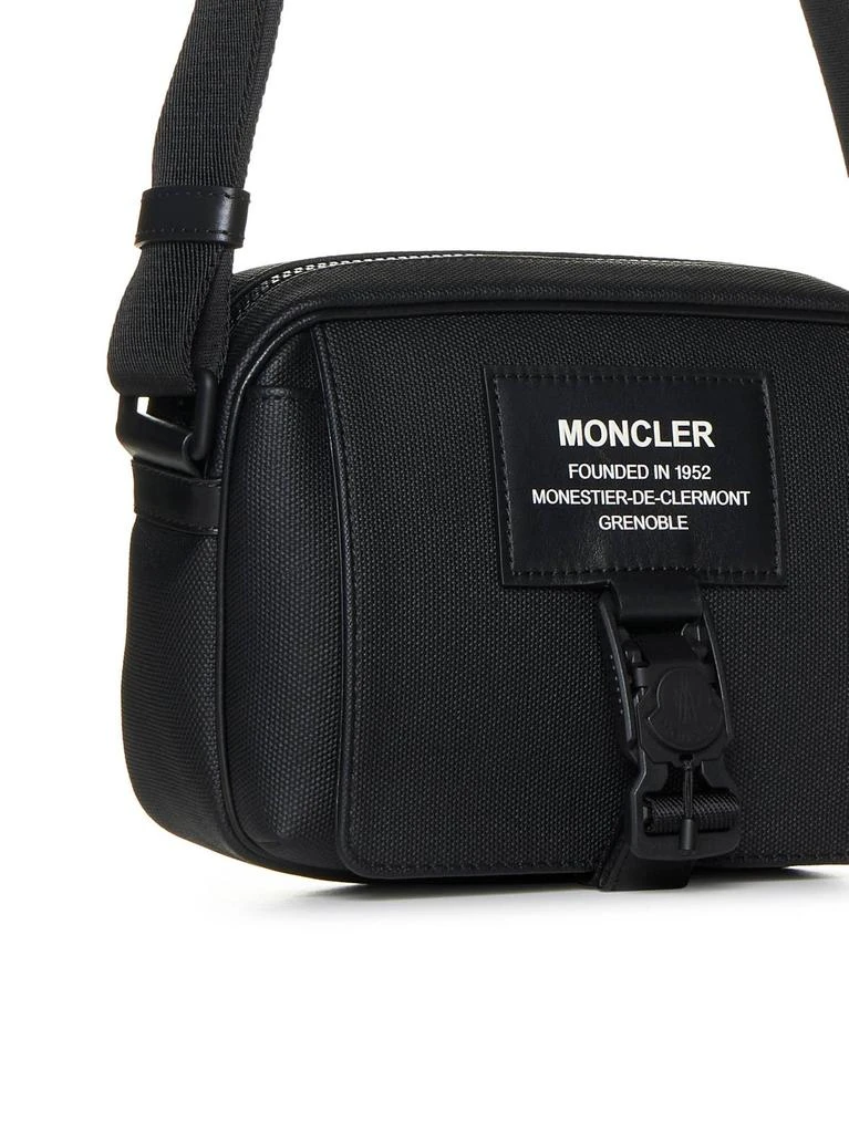 商品Moncler|Moncler Logo Patch Zip-Up Messenger Bag,价格¥4926,第4张图片详细描述